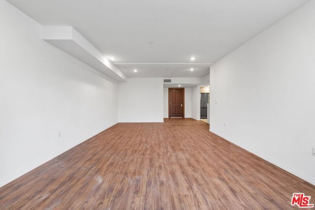 5245 Santa Monica Boulevard 325, Los Angeles, CA 90029