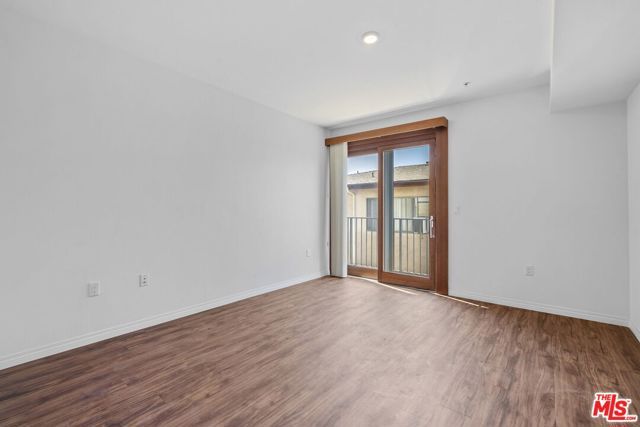 5245 Santa Monica Boulevard 325, Los Angeles, CA 90029