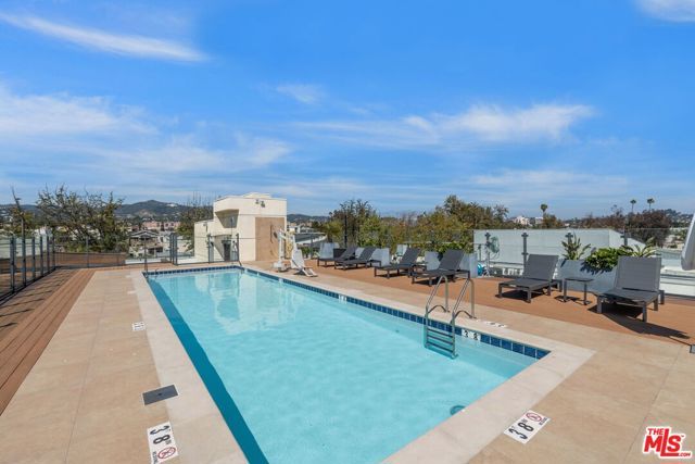 5245 Santa Monica Boulevard 325, Los Angeles, CA 90029