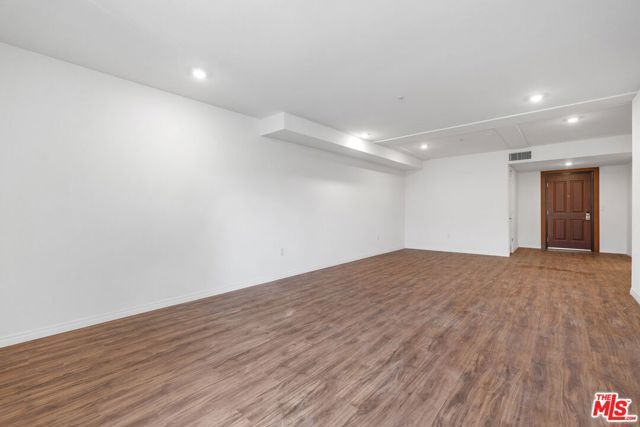 5245 Santa Monica Boulevard 325, Los Angeles, CA 90029
