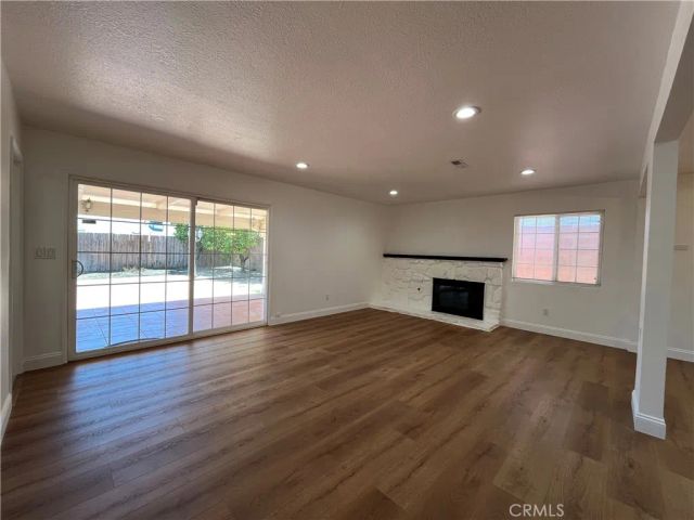 16944 Superior, Northridge, CA 91343