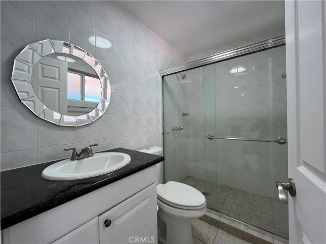 16944 Superior, Northridge, CA 91343