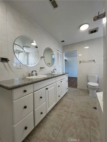 16944 Superior, Northridge, CA 91343