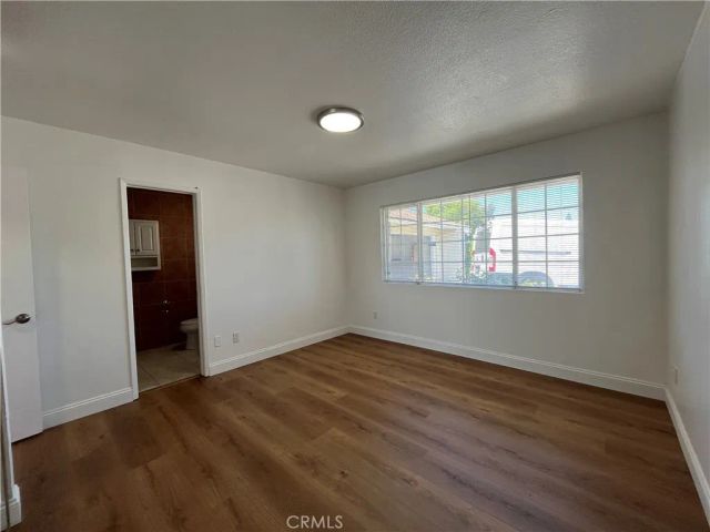 16944 Superior, Northridge, CA 91343