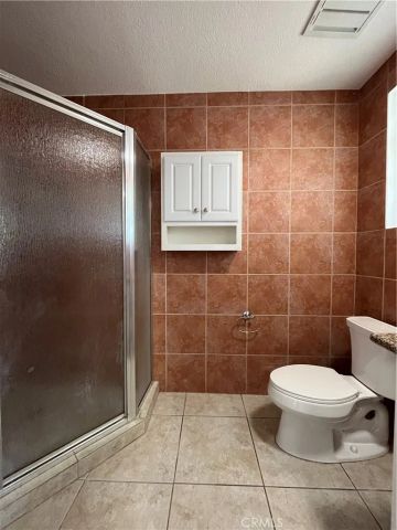 16944 Superior, Northridge, CA 91343
