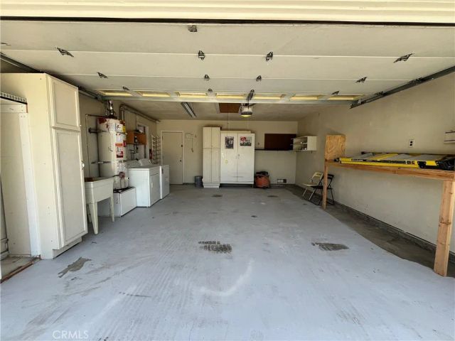 16944 Superior, Northridge, CA 91343
