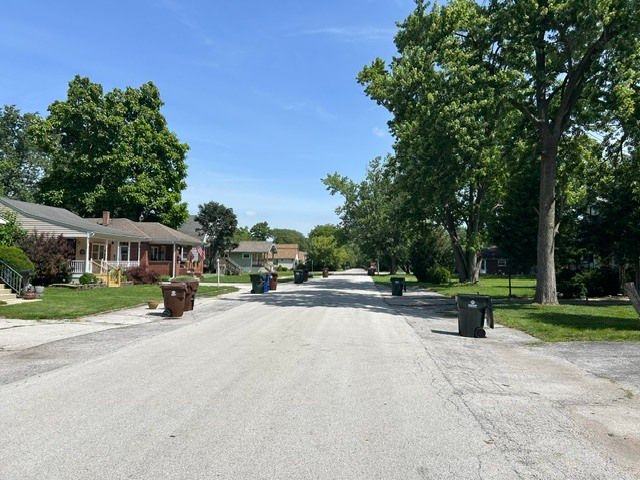 23 N Wabash Avenue, Glenwood, IL 60425