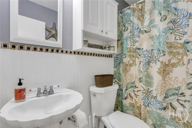 10 Wyckfield, Savannah, GA 31410