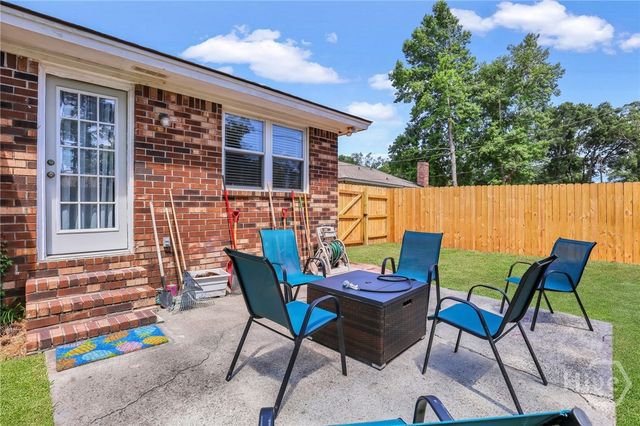 10 Wyckfield, Savannah, GA 31410