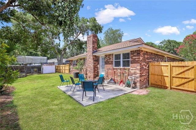 10 Wyckfield, Savannah, GA 31410