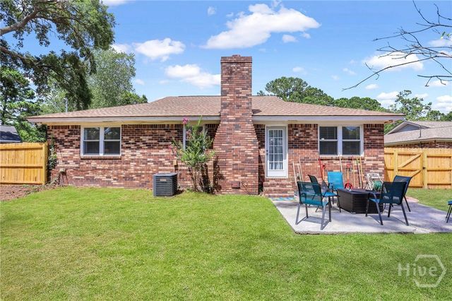 10 Wyckfield, Savannah, GA 31410