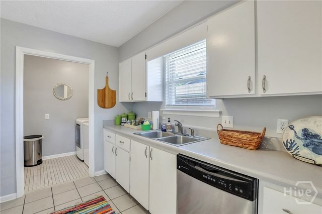 10 Wyckfield, Savannah, GA 31410