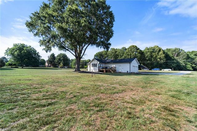 5833 Billet Road, Oak Ridge, NC 27310