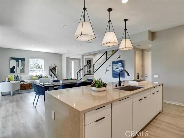 706 Obsidian Loop E, Palm Springs, CA 92264