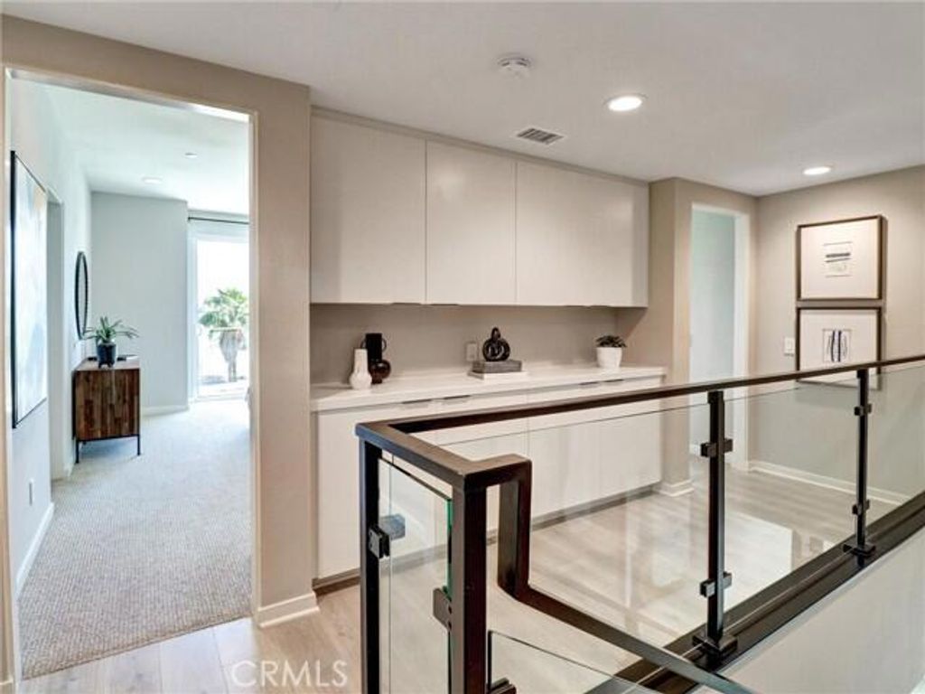 Image 19 of property listing at 706 Obsidian Loop E, Palm Springs, CA 92264