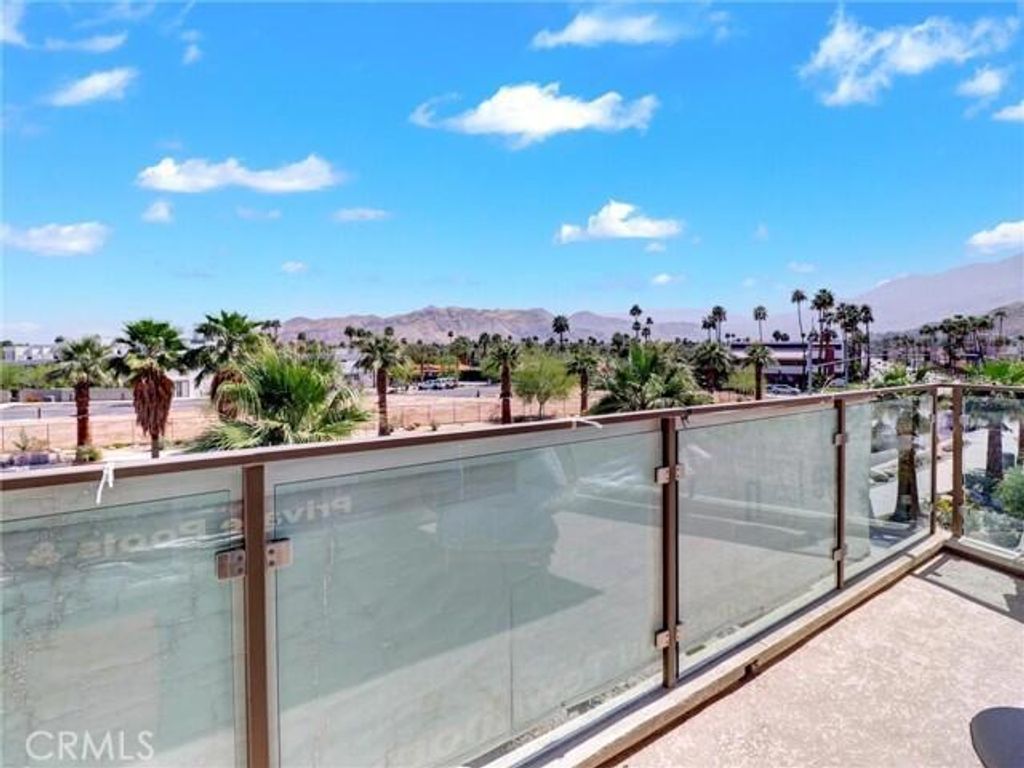 Image 40 of property listing at 706 Obsidian Loop E, Palm Springs, CA 92264