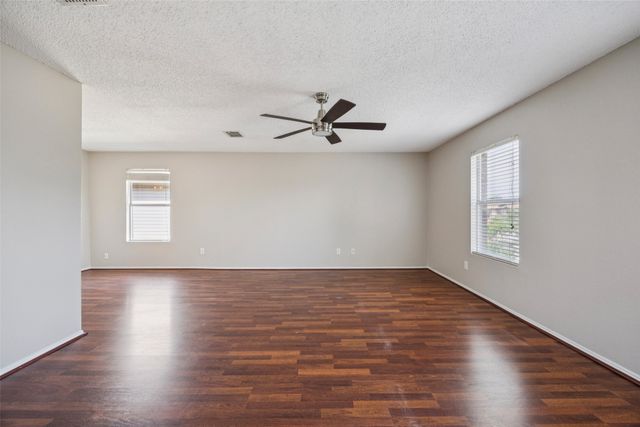 2312 Chestnut Drive, Little Elm, TX 75068