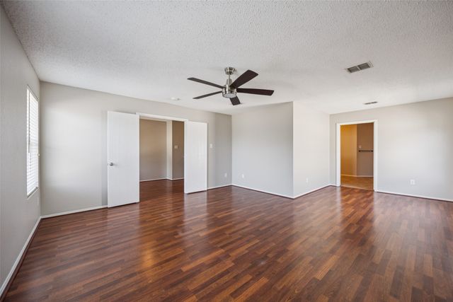 2312 Chestnut Drive, Little Elm, TX 75068