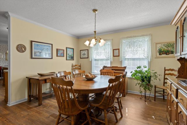3706 Wilson Avenue, Signal Mountain, TN 37377