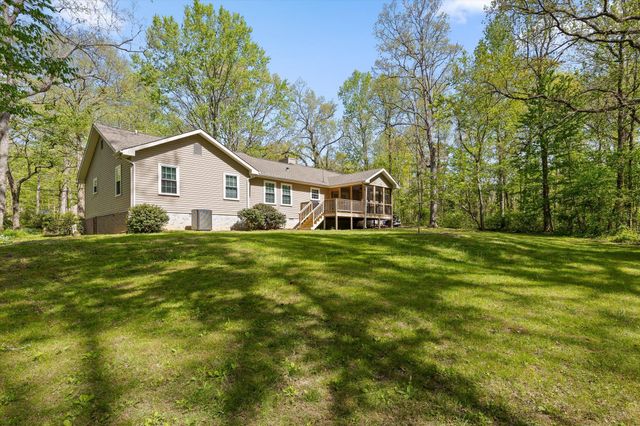 3706 Wilson Avenue, Signal Mountain, TN 37377