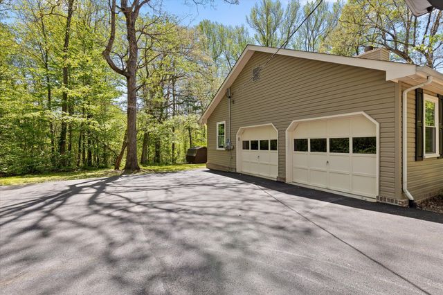 3706 Wilson Avenue, Signal Mountain, TN 37377