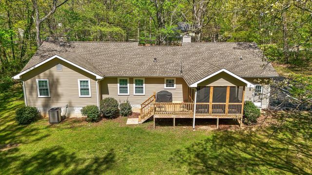 3706 Wilson Avenue, Signal Mountain, TN 37377