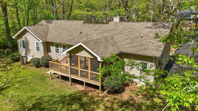 3706 Wilson Avenue, Signal Mountain, TN 37377