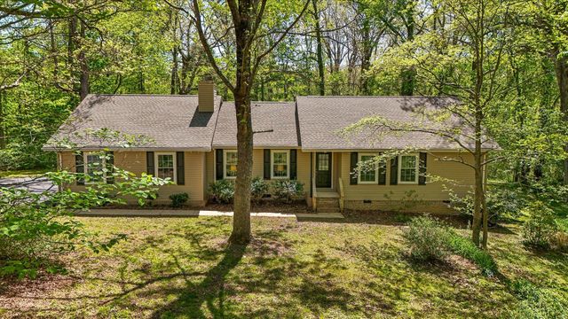 3706 Wilson Avenue, Signal Mountain, TN 37377