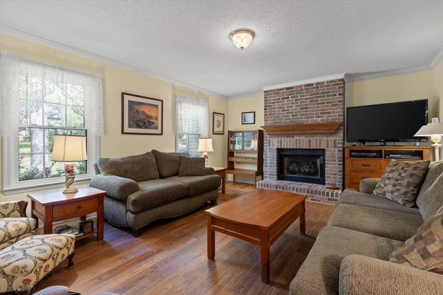 3706 Wilson Avenue, Signal Mountain, TN 37377