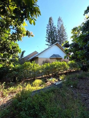 25201 SW 198th Ave, Homestead, FL 33031