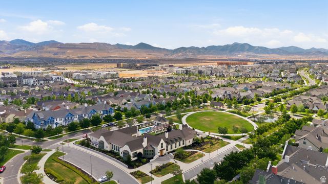4814 W RAPHANUS LN, South Jordan, UT 84009