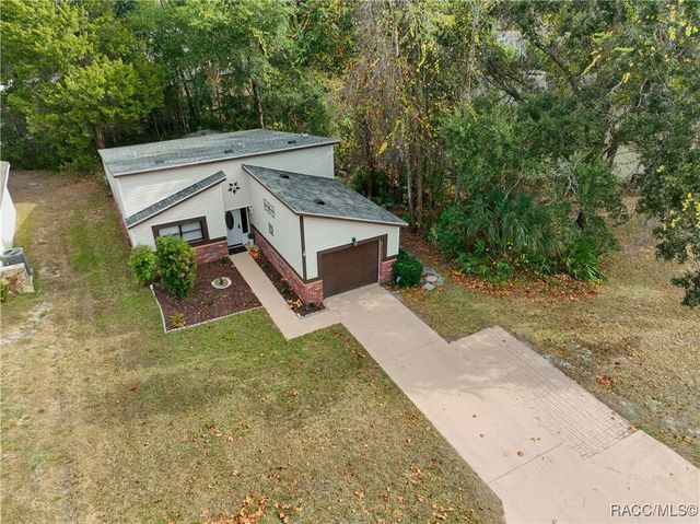 19 Golfview Drive, Homosassa, FL 34446