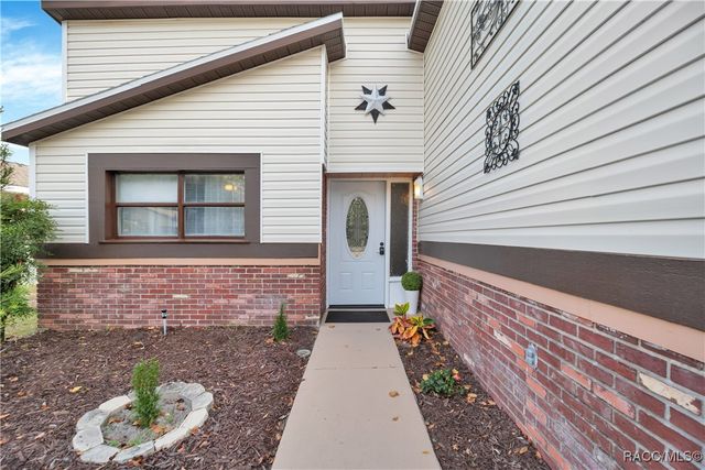 19 Golfview Drive, Homosassa, FL 34446