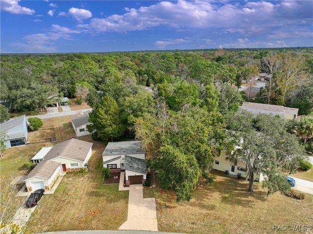 19 Golfview Drive, Homosassa, FL 34446