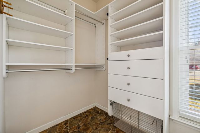 3037 Brookview Forest Dr, Nashville, TN 37211