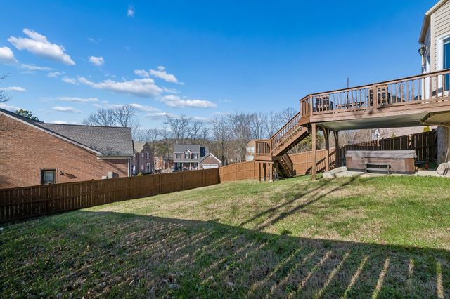 3037 Brookview Forest Dr, Nashville, TN 37211