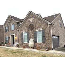 3037 Brookview Forest Dr, Nashville, TN 37211