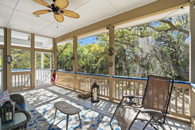 831 Hammocks Way, Edisto Island, SC 29438