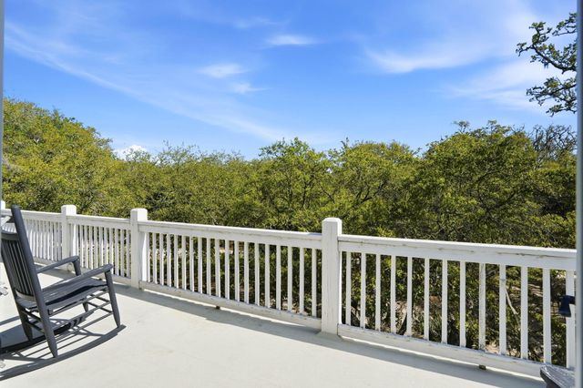 831 Hammocks Way, Edisto Island, SC 29438