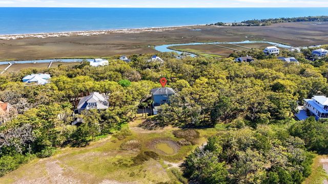 831 Hammocks Way, Edisto Island, SC 29438