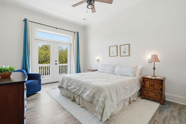 831 Hammocks Way, Edisto Island, SC 29438