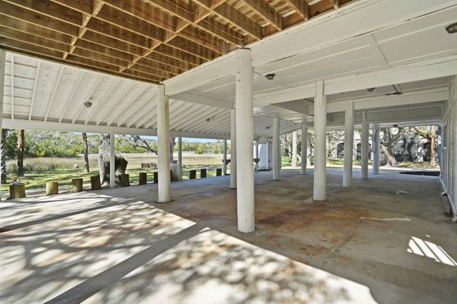 831 Hammocks Way, Edisto Island, SC 29438