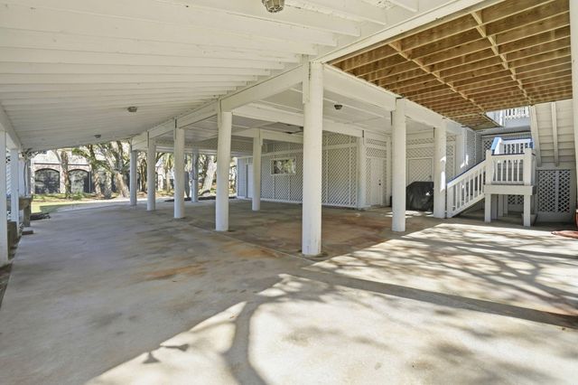831 Hammocks Way, Edisto Island, SC 29438