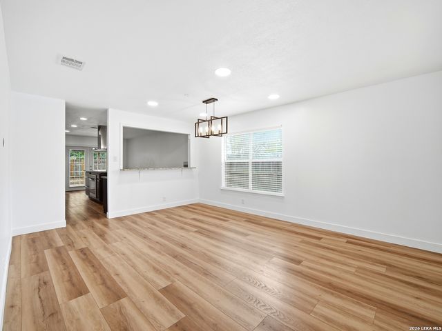 7306 Arbeth, San Antonio, TX 78250