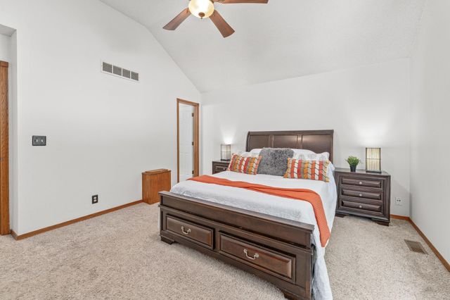 7307 W Barrington Ct, Wichita, KS 67212