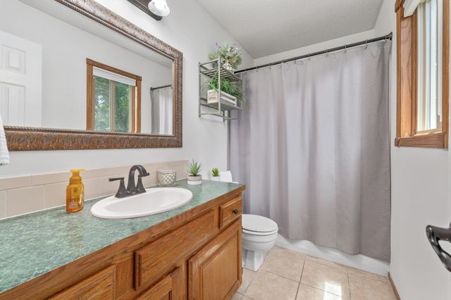 7307 W Barrington Ct, Wichita, KS 67212