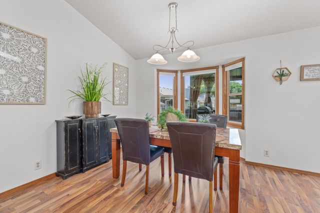7307 W Barrington Ct, Wichita, KS 67212