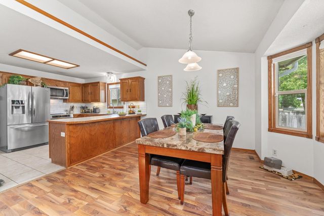 7307 W Barrington Ct, Wichita, KS 67212