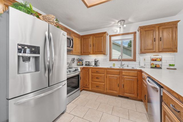 7307 W Barrington Ct, Wichita, KS 67212