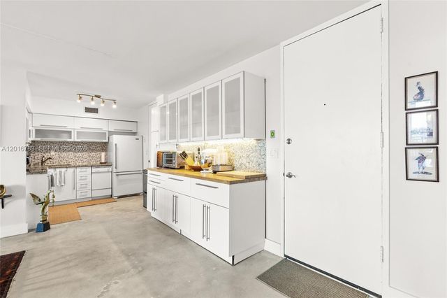 770 NE 69th St 6D, Miami, FL 33138